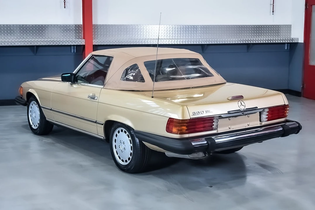 1988 Mercedes-Benz R107 SL-Class - Image 23 of 30