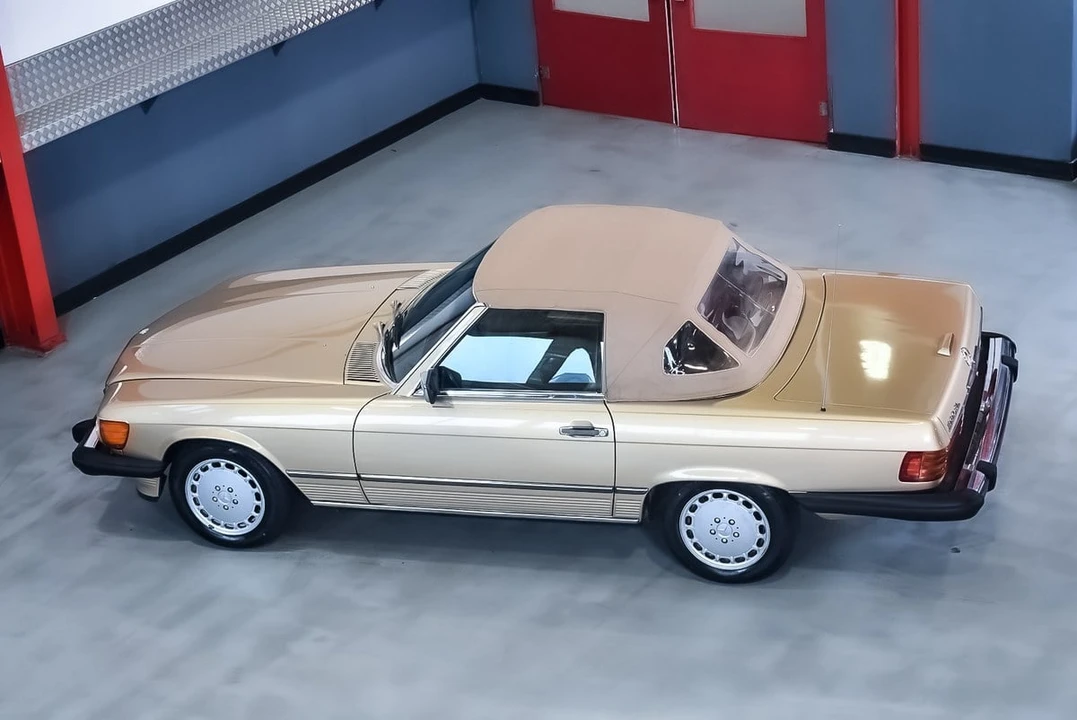 1988 Mercedes-Benz R107 SL-Class - Image 27 of 30