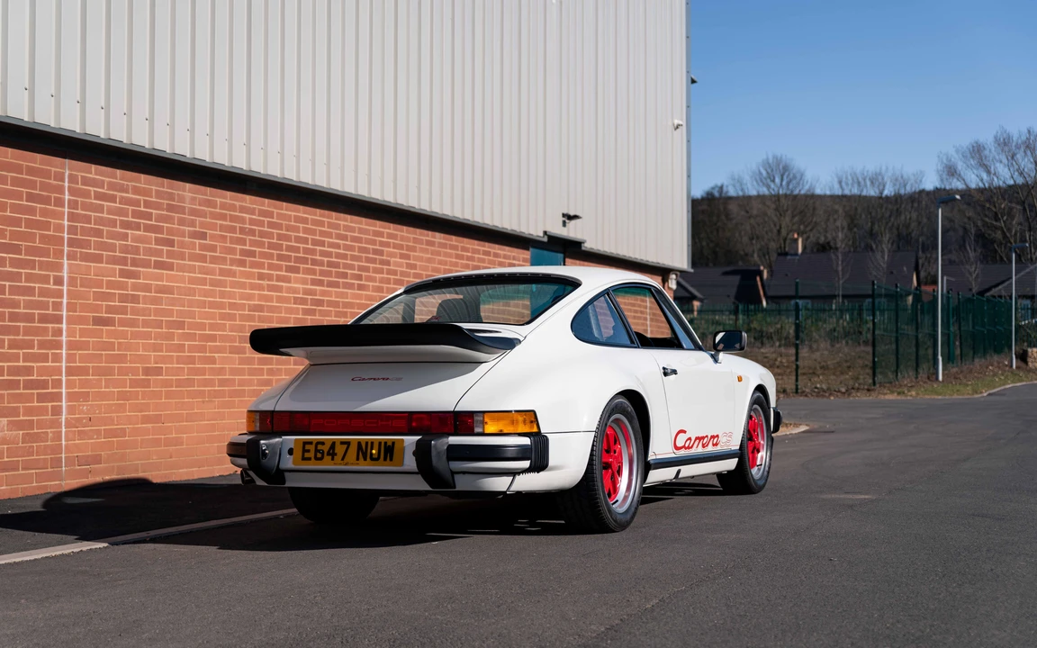 1988 Porsche 911 Carrera 3.2 - Image 12 of 31