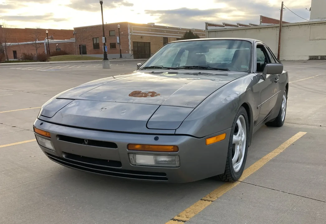 1988 Porsche 944 Turbo - Image 2 of 6