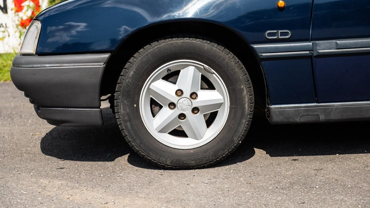1988 Vauxhall - Image 9 of 30