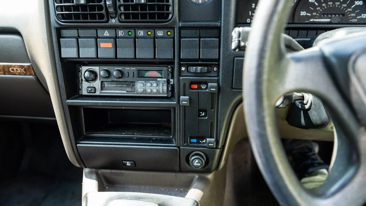 1988 Vauxhall - Image 18 of 30