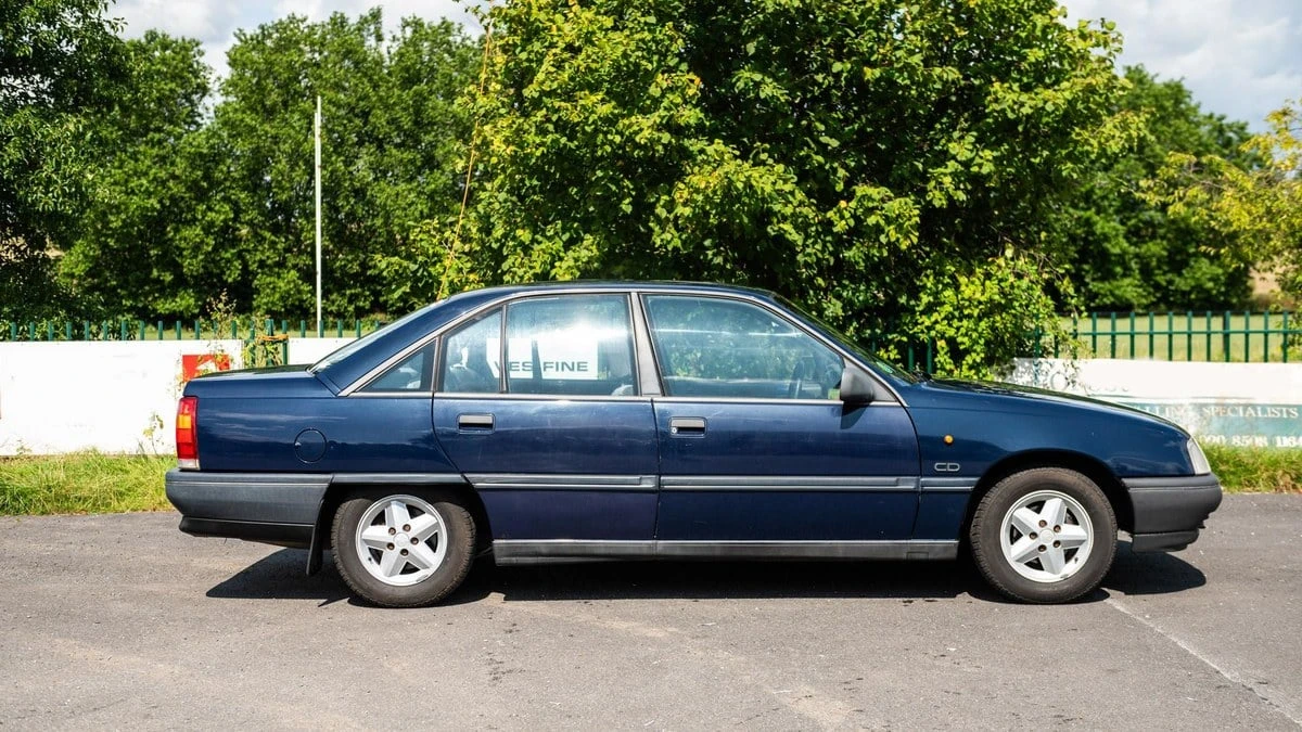 1988 Vauxhall - Image 4 of 30