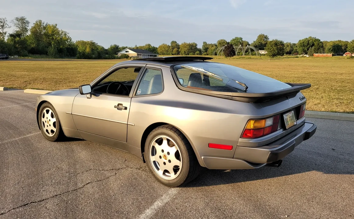 1989 Porsche 944 Turbo - Image 5 of 6