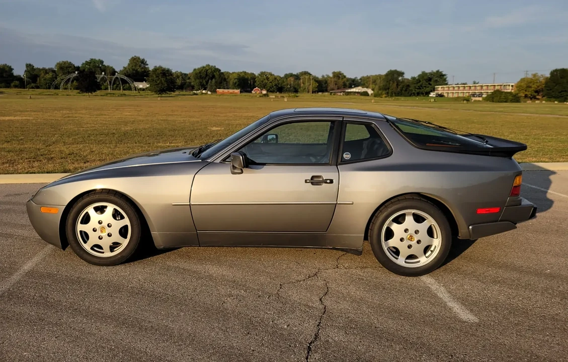 1989 Porsche 944 Turbo - Image 3 of 6