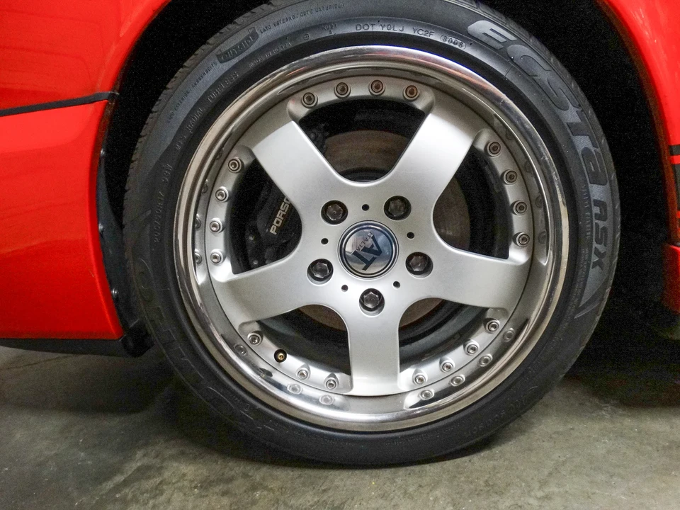 1989 Porsche 964 Carrera 4 - Image 28 of 31