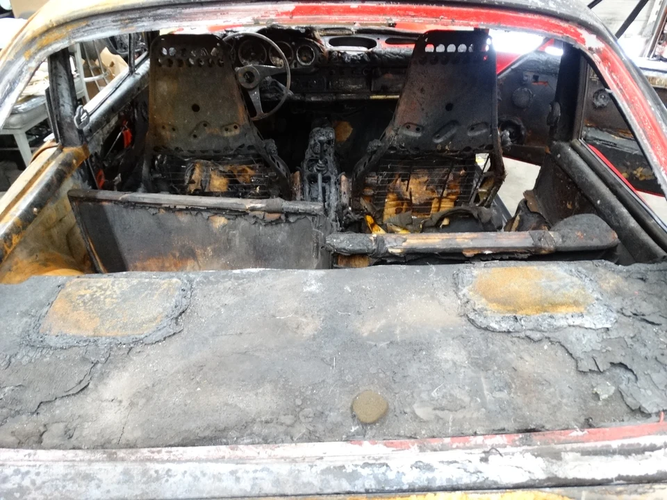 1989 Porsche 964 Carrera 4 - Image 26 of 31