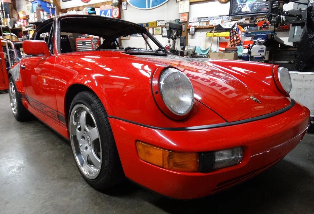 1989 Porsche 964 Carrera 4 - Image 2 of 31