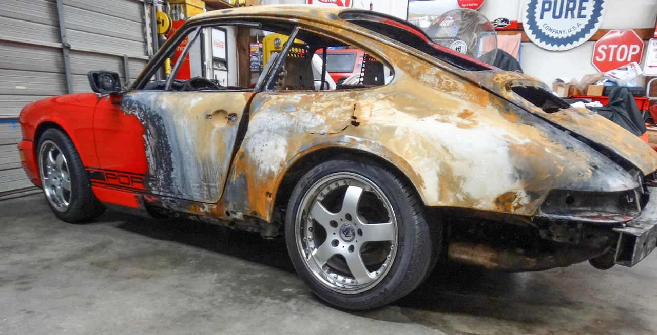 1989 Porsche 964 Carrera 4 - Image 6 of 31