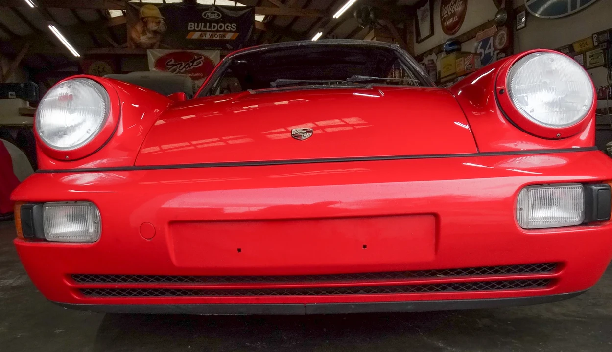 1989 Porsche 964 Carrera 4 - Image 12 of 31