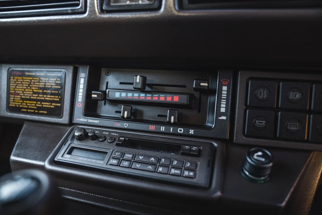 1989 Land Rover Range Rover Classic - Image 29 of 30