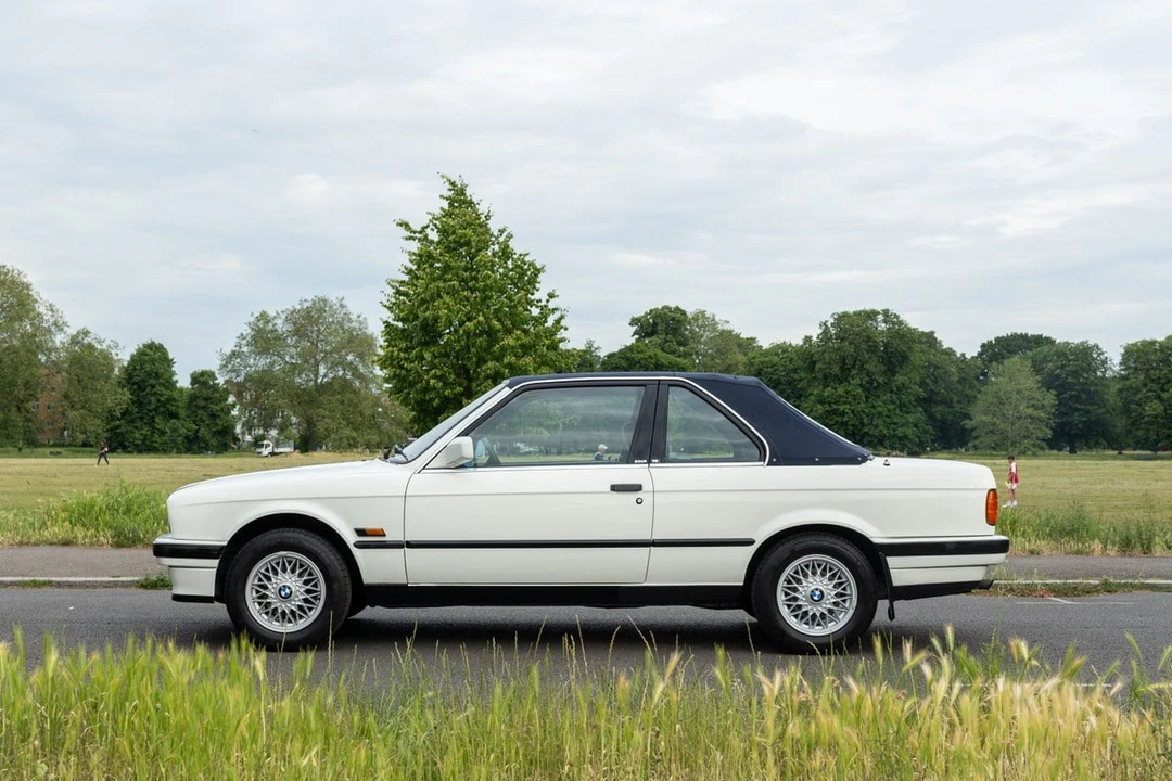 1990 BMW E30 3 Series - Image 11 of 30