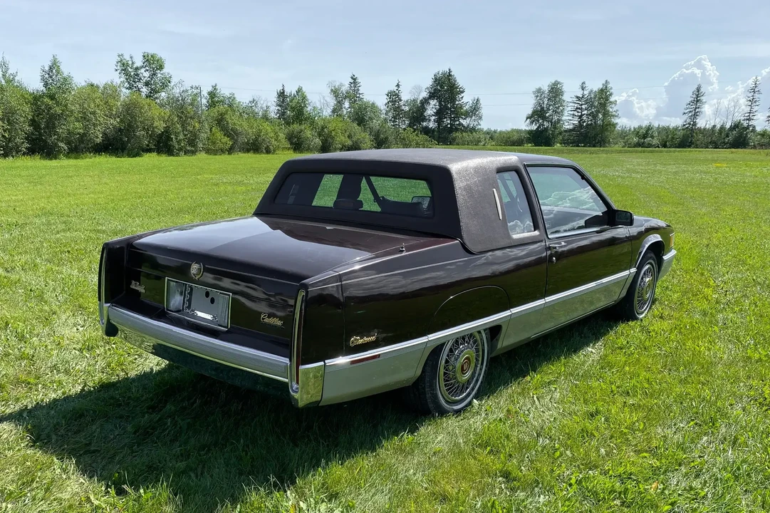 1990 Cadillac Fleetwood - Image 6 of 6