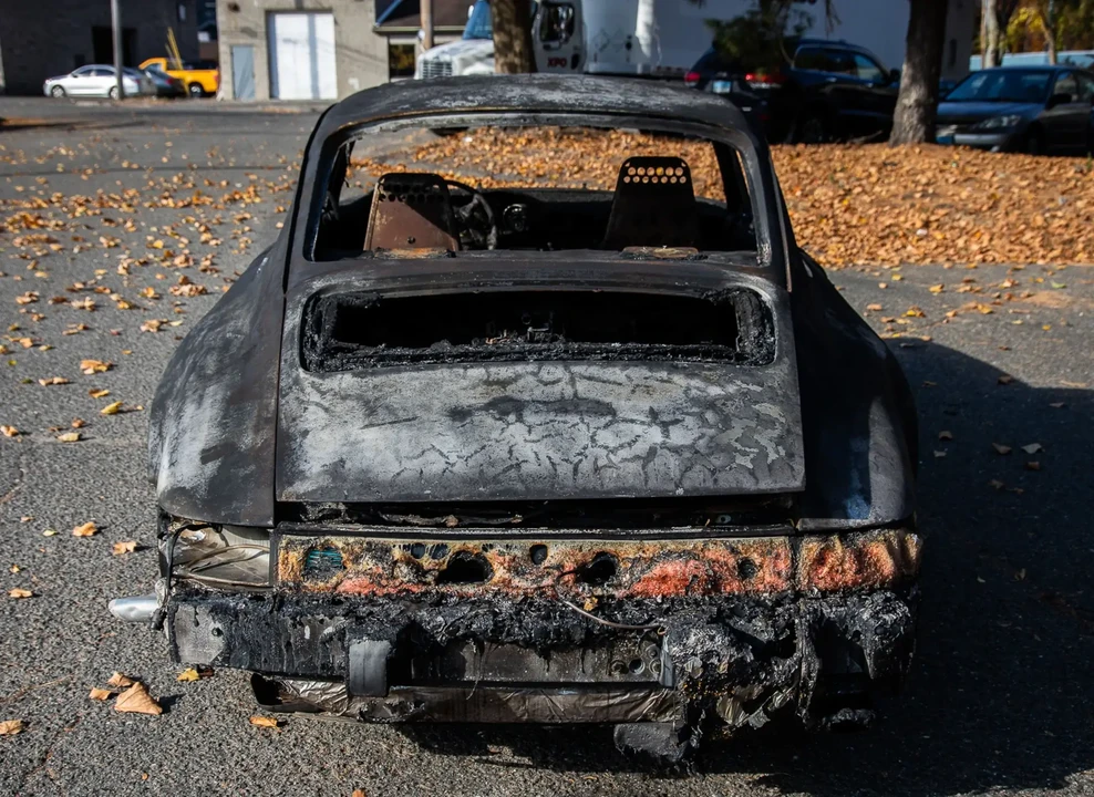 1990 Porsche 964 Carrera 4 - Image 4 of 6