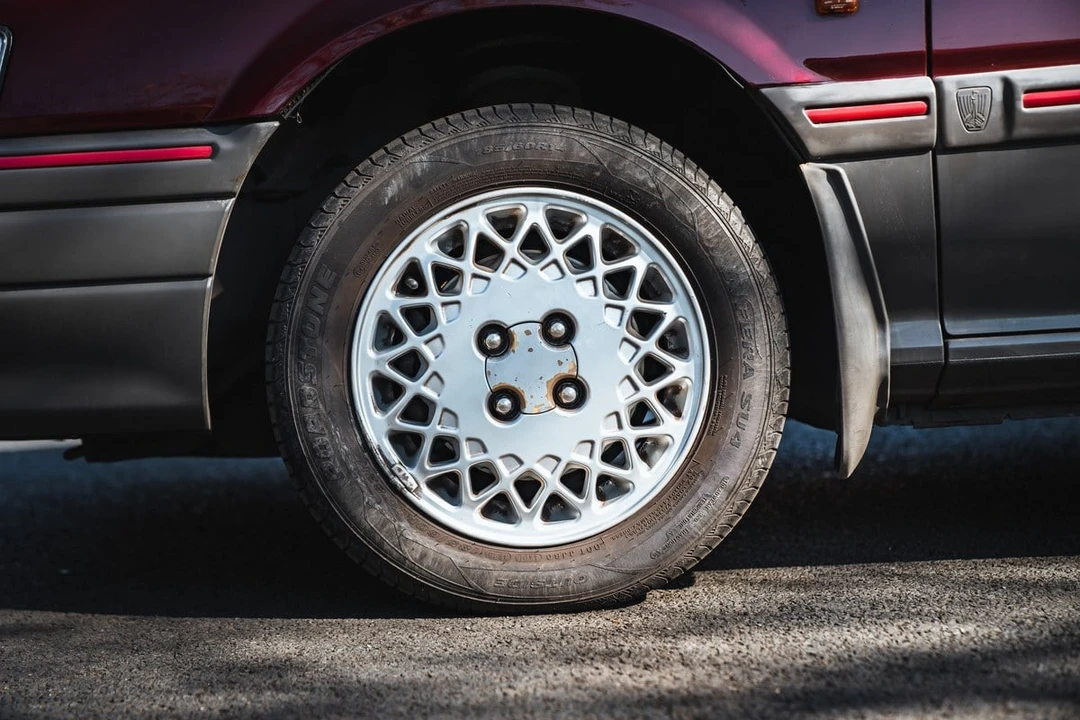 1990 Rover - Image 9 of 30