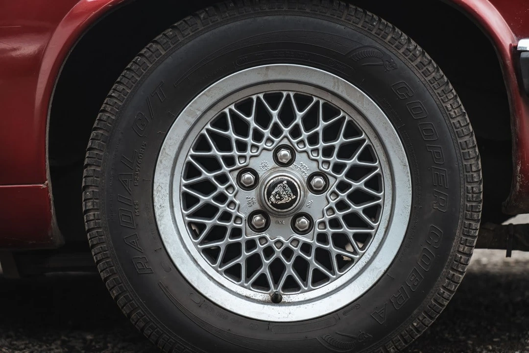 1991 Jaguar XJS Facelift AJ-16 - Image 12 of 30