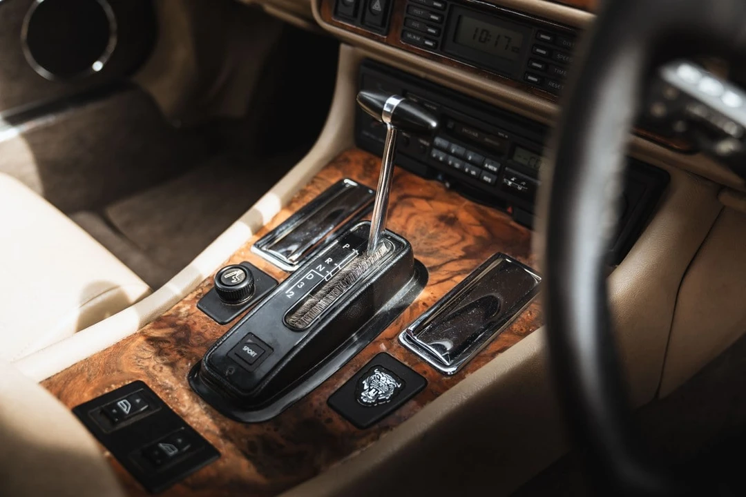 1991 Jaguar XJS Facelift AJ-16 - Image 22 of 30