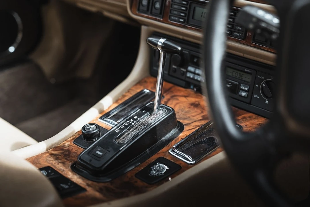 1991 Jaguar XJS Facelift AJ-16 - Image 19 of 30