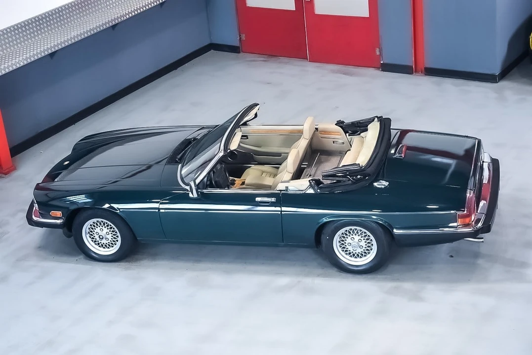 1991 Jaguar XJS Convertible - Image 28 of 30