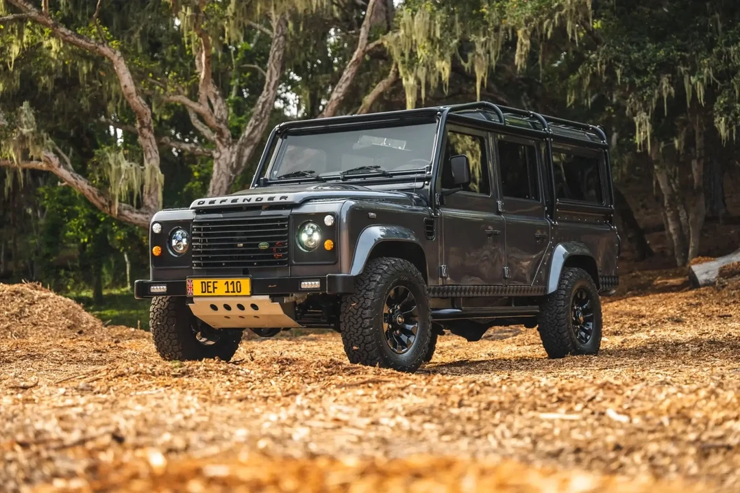 1991 Land Rover Defender 110 - Image 3 of 6