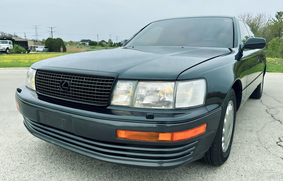 1991 Lexus LS 1st Gen - Image 2 of 6