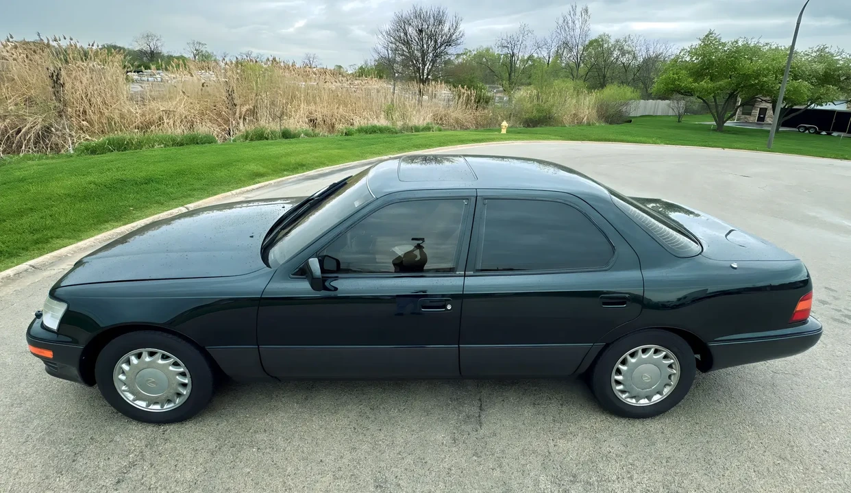 1991 Lexus LS 1st Gen - Image 5 of 6
