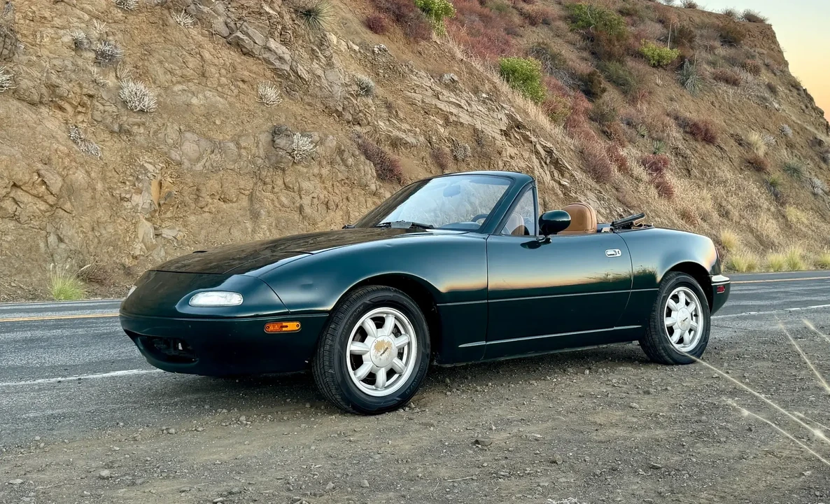 1991 Mazda NA MX-5 Miata - Image 6 of 6