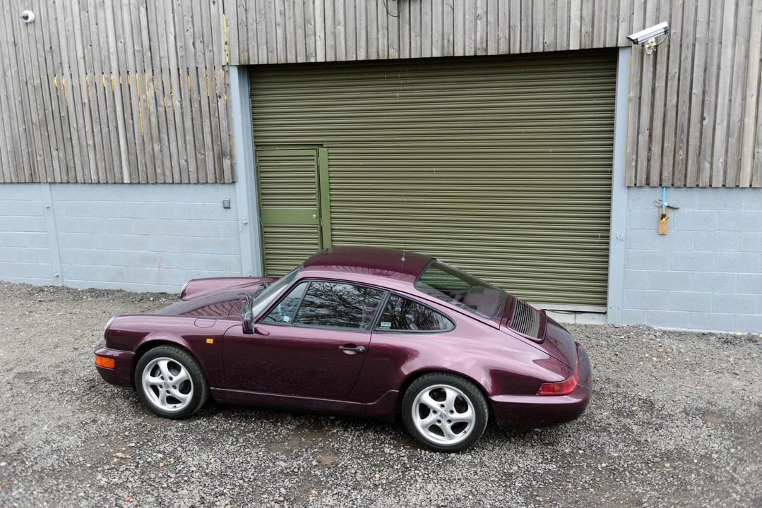 Porsche 964 Carrera - Image 21 of 31