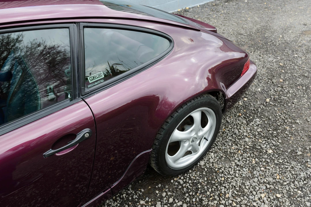 Porsche 964 Carrera - Image 18 of 31