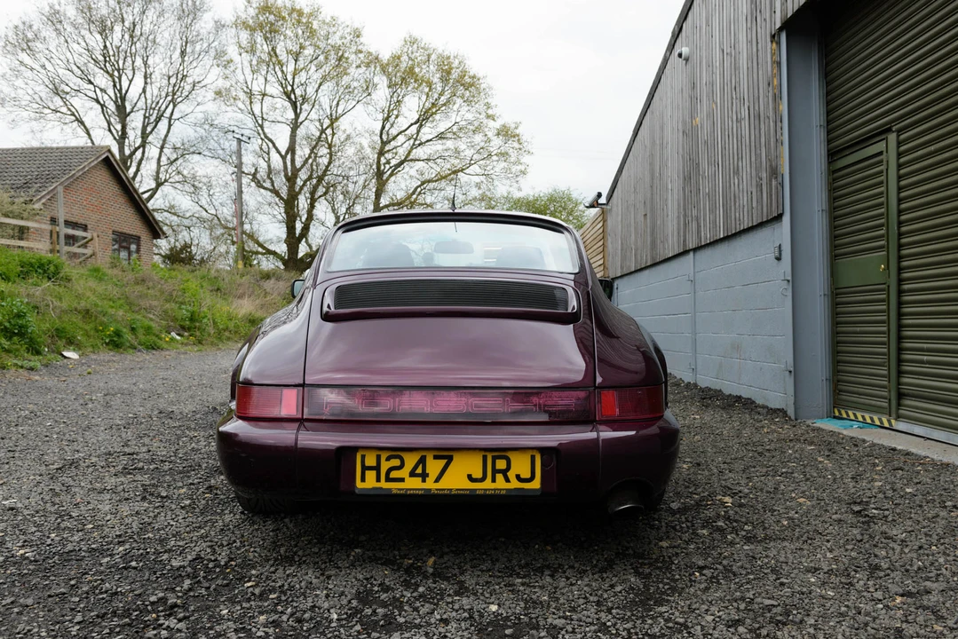 Porsche 964 Carrera - Image 16 of 31
