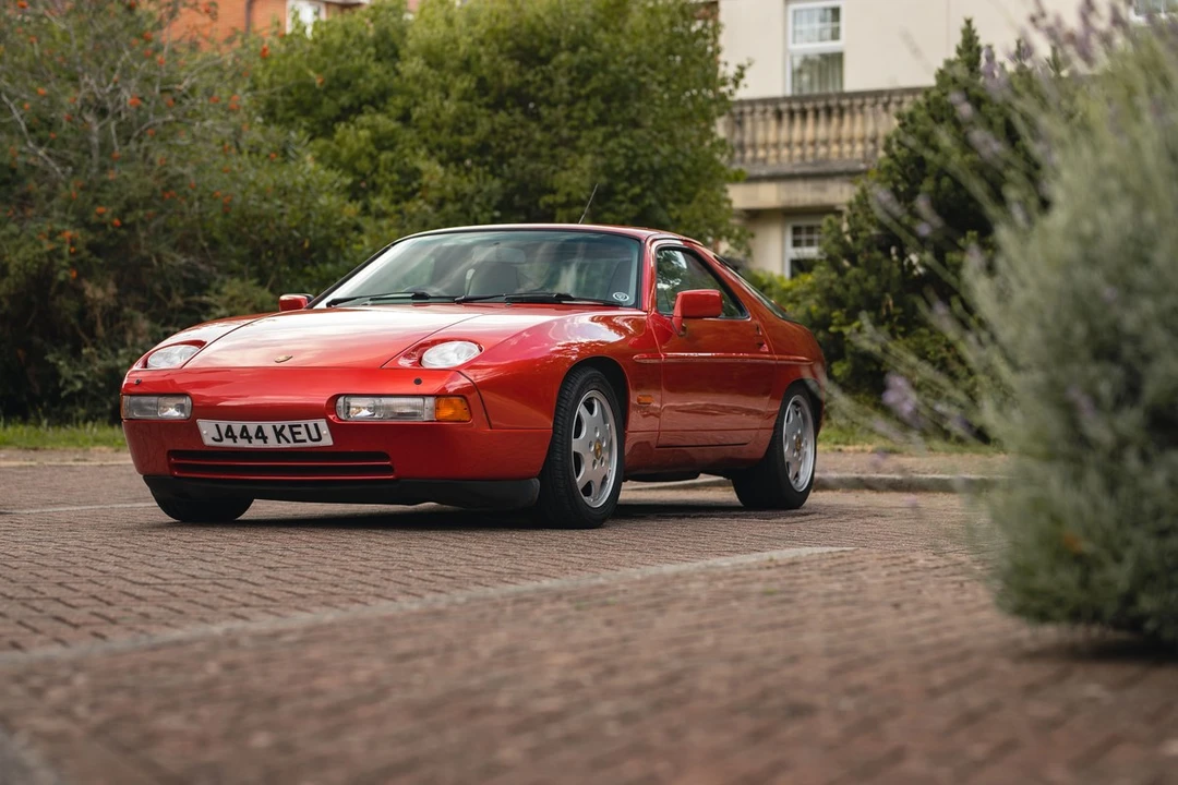 1991 Porsche 928 S4 - Image 6 of 30