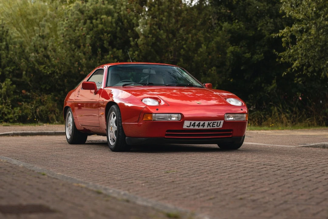 1991 Porsche 928 S4 - Image 2 of 30