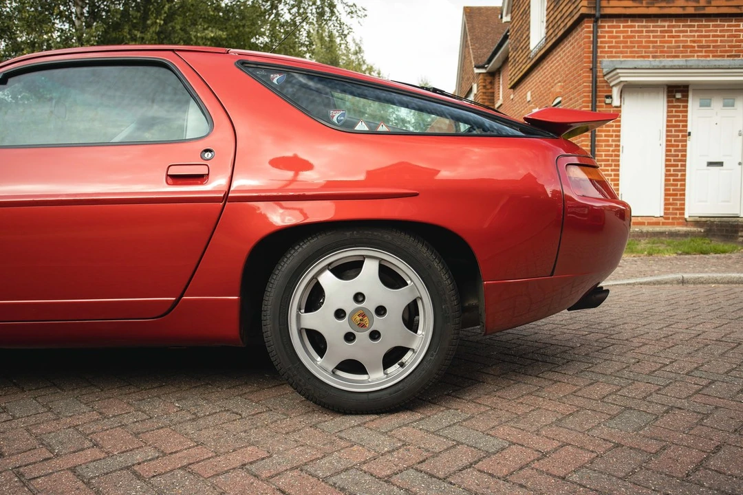 1991 Porsche 928 S4 - Image 21 of 30
