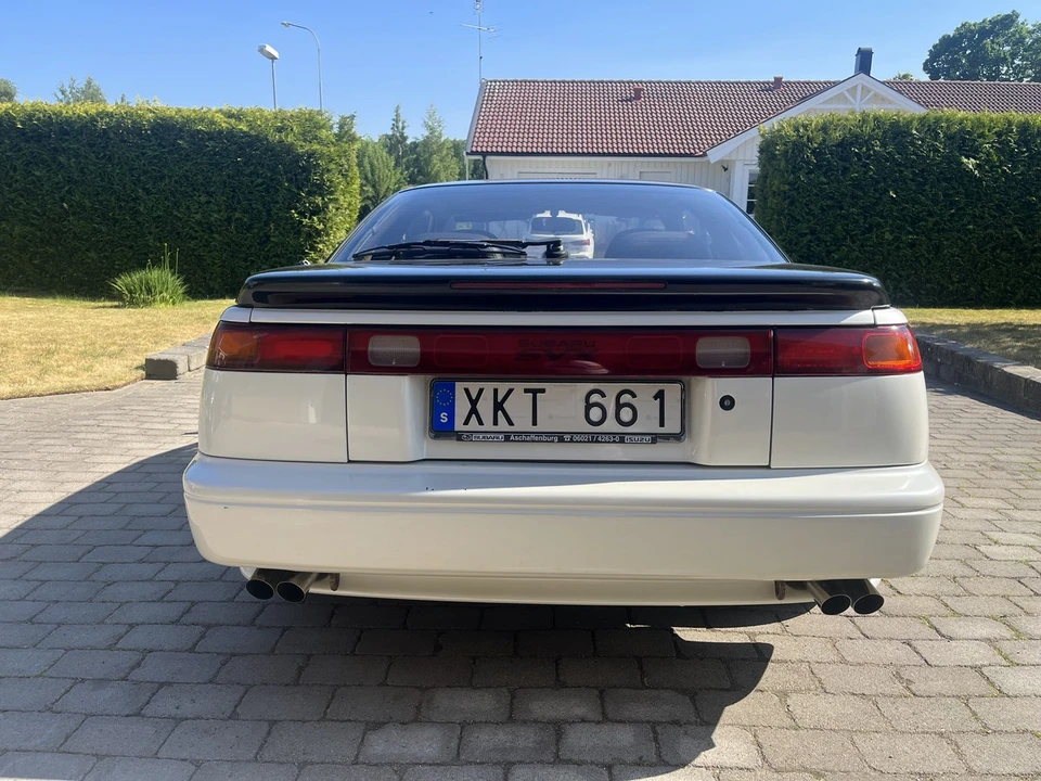 1993 Subaru SVX - Image 8 of 30