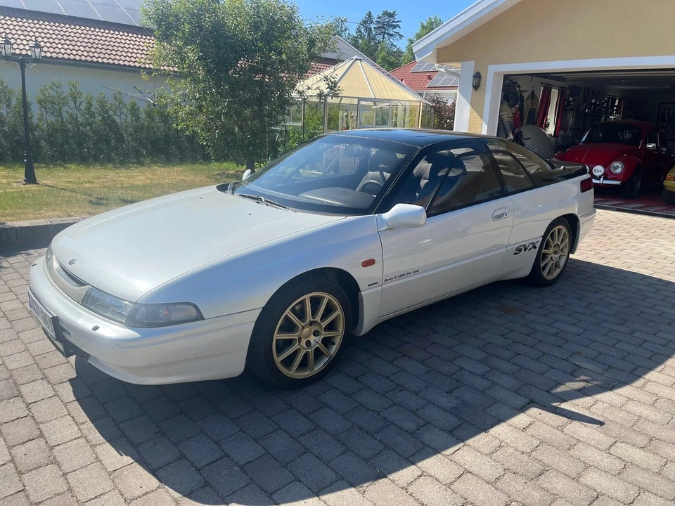 1993 Subaru SVX - Image 10 of 30