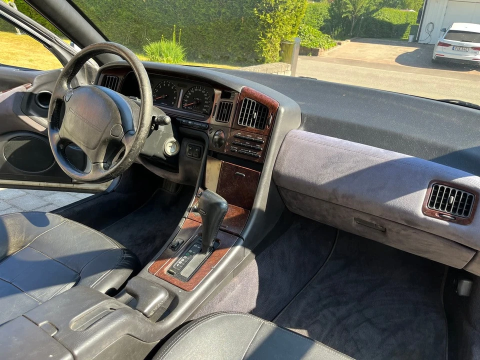 1993 Subaru SVX - Image 27 of 30