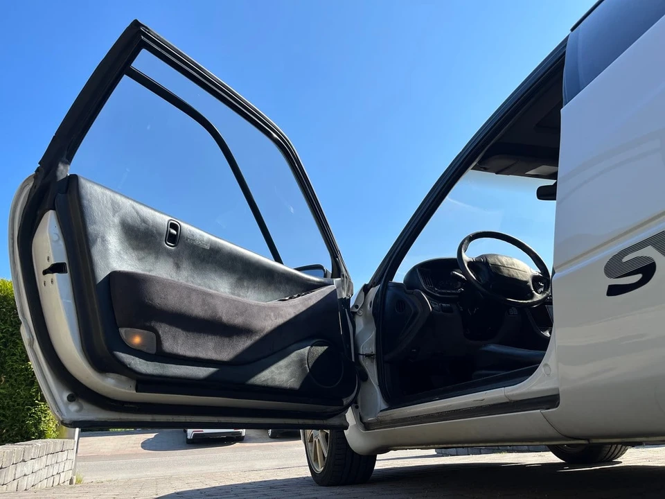 1993 Subaru SVX - Image 21 of 30
