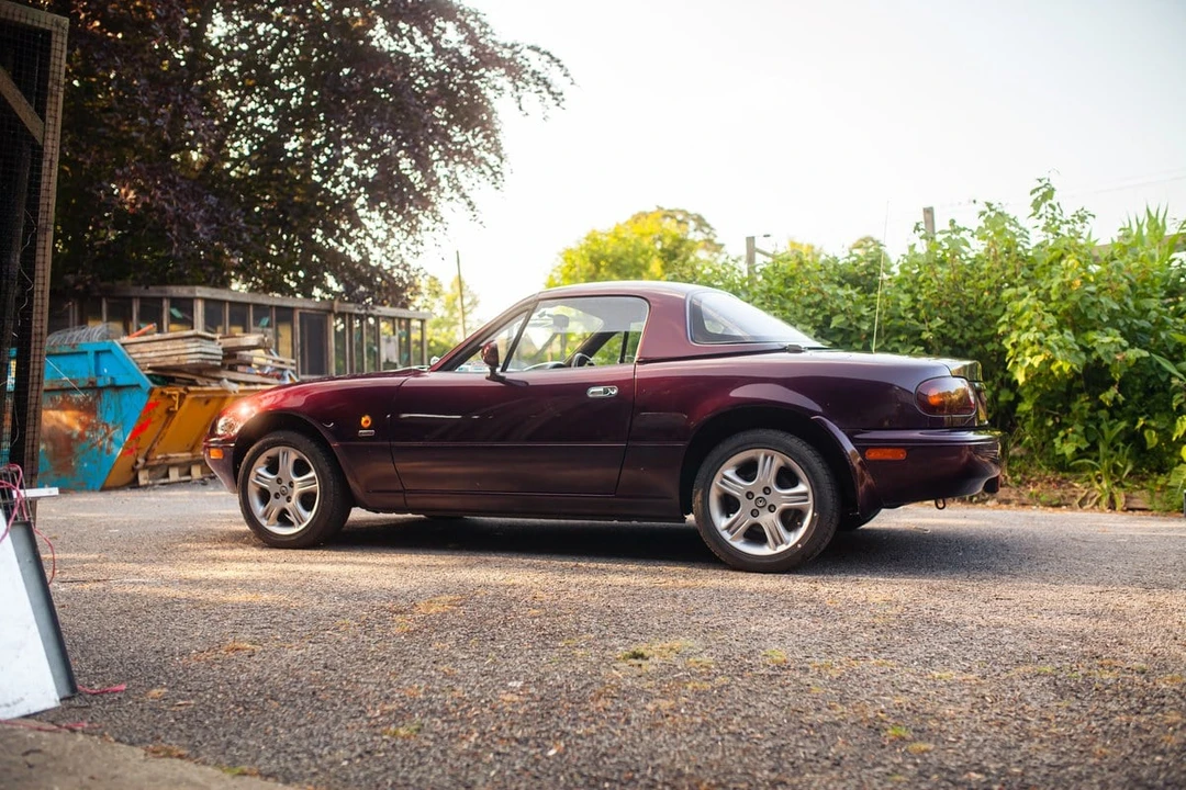1986 Mazda NA MX-5 Miata - Image 25 of 30