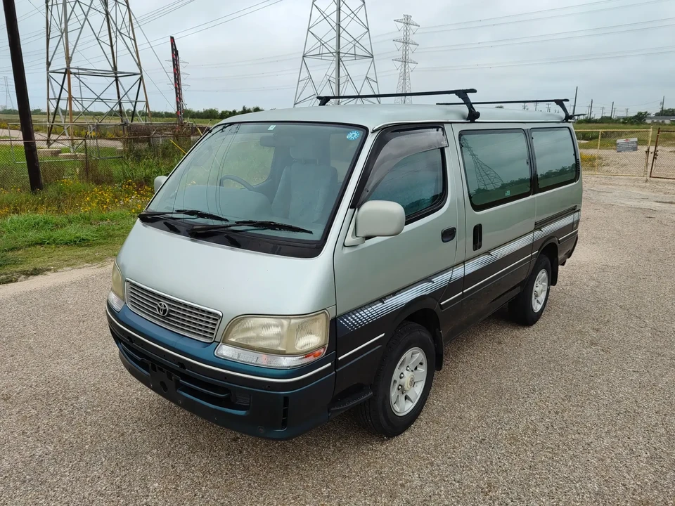 1996 Toyota HiAce 4th Gen - Image 3 of 6