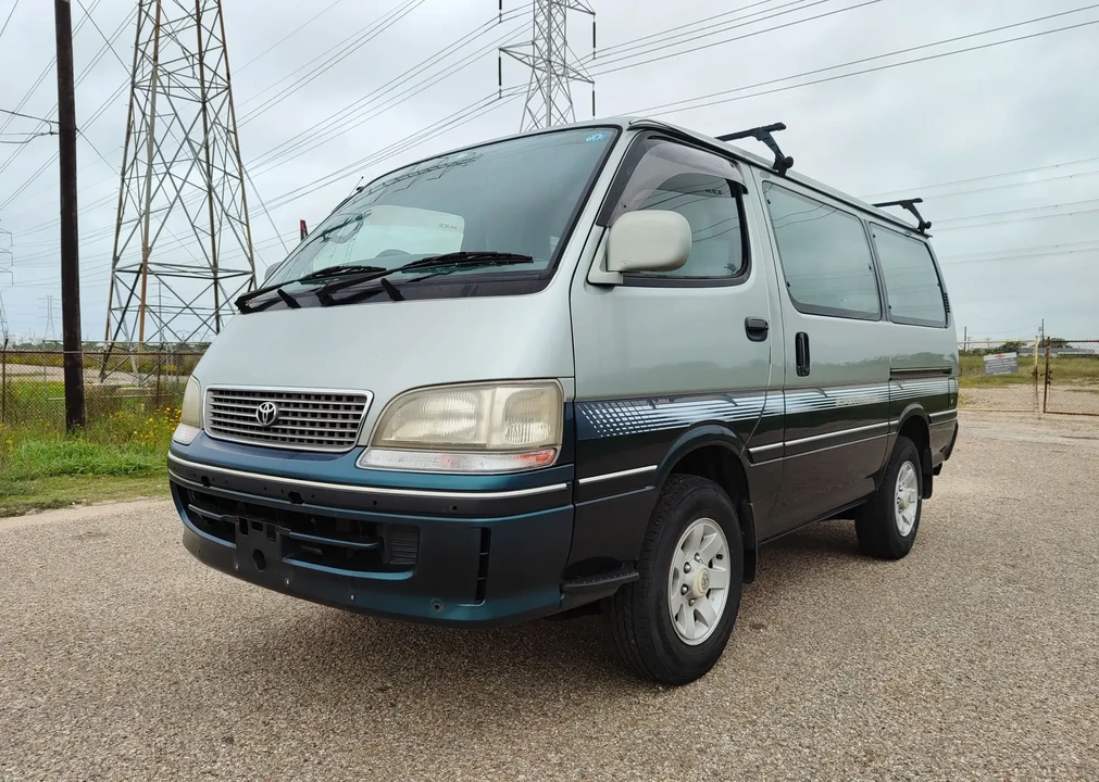 1996 Toyota HiAce 4th Gen - Image 4 of 6