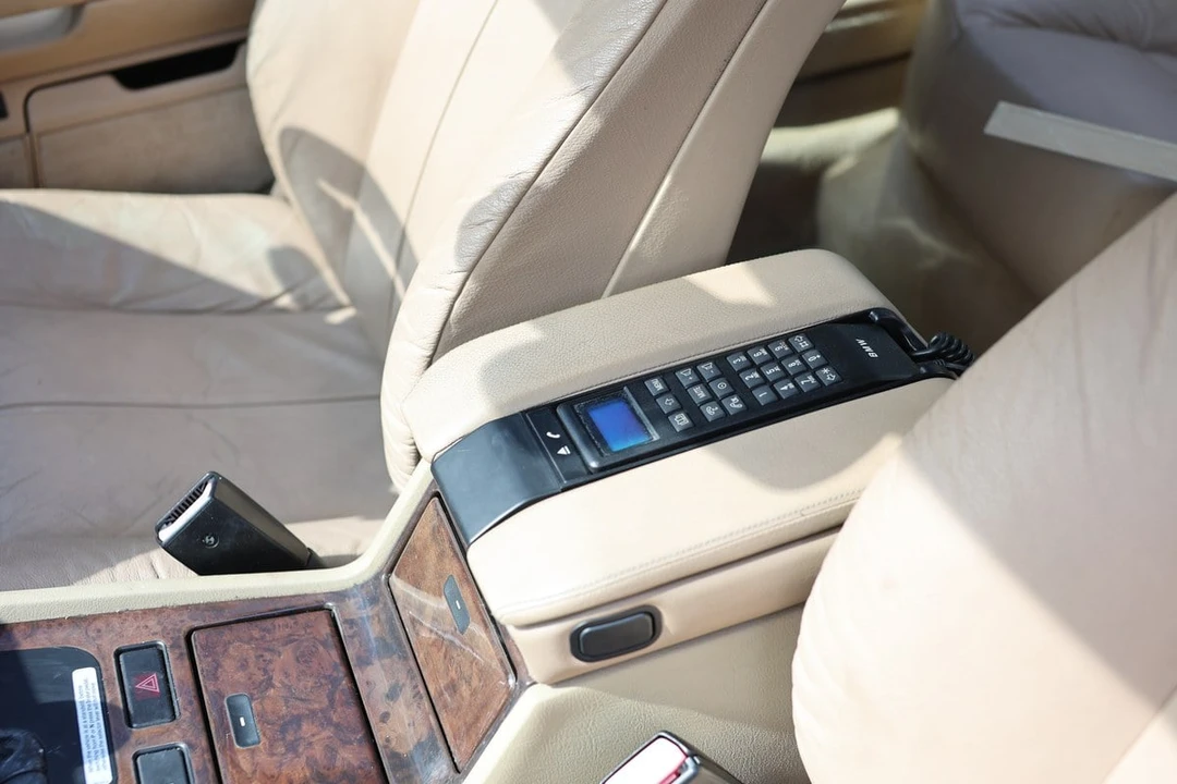 1997 BMW E38 7 Series - Image 25 of 30