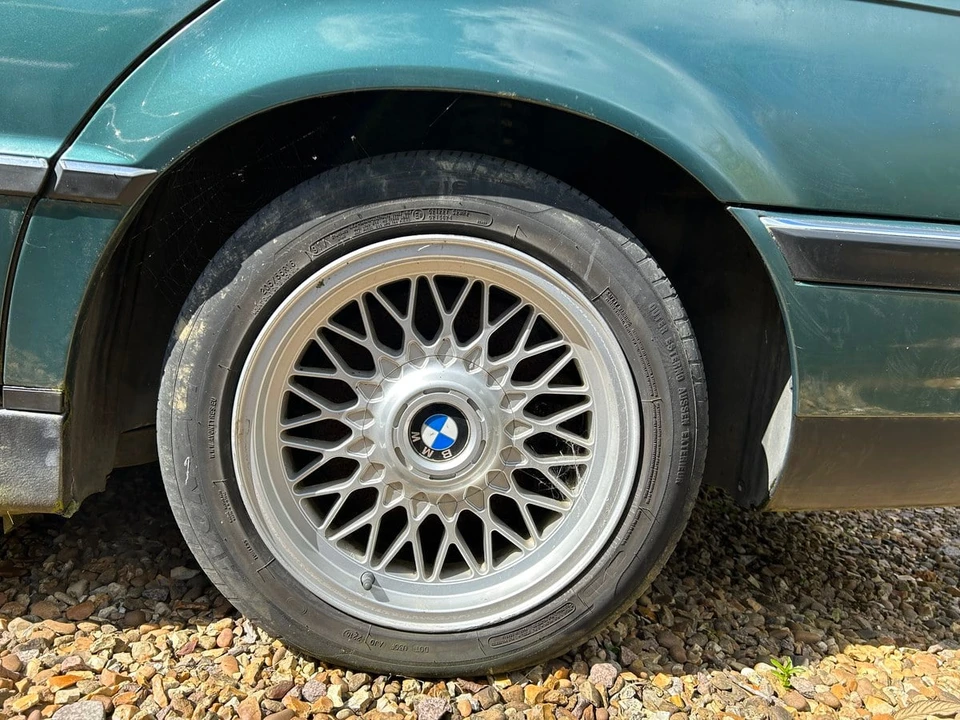 1997 BMW E38 7 Series - Image 17 of 30