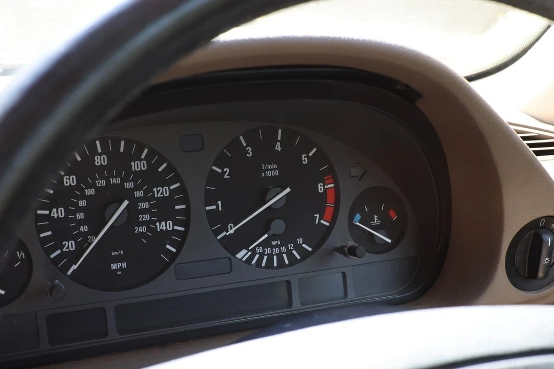 1997 BMW E38 7 Series - Image 21 of 30