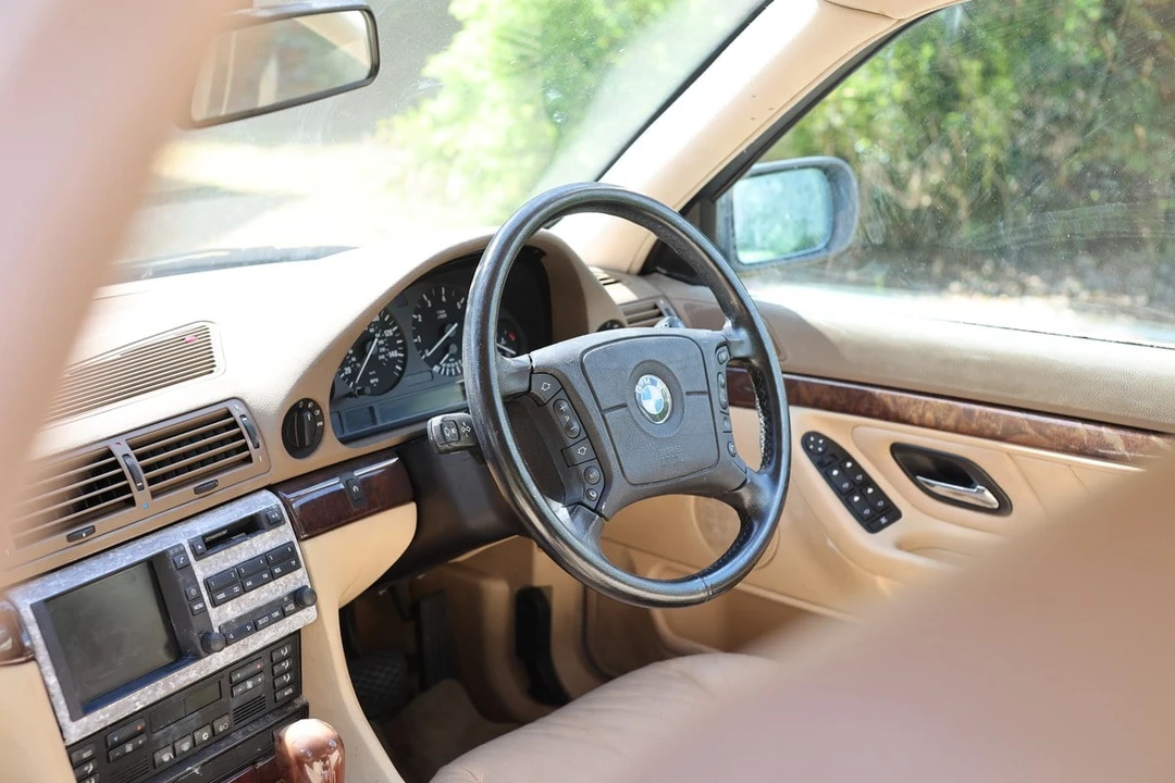 1997 BMW E38 7 Series - Image 27 of 30