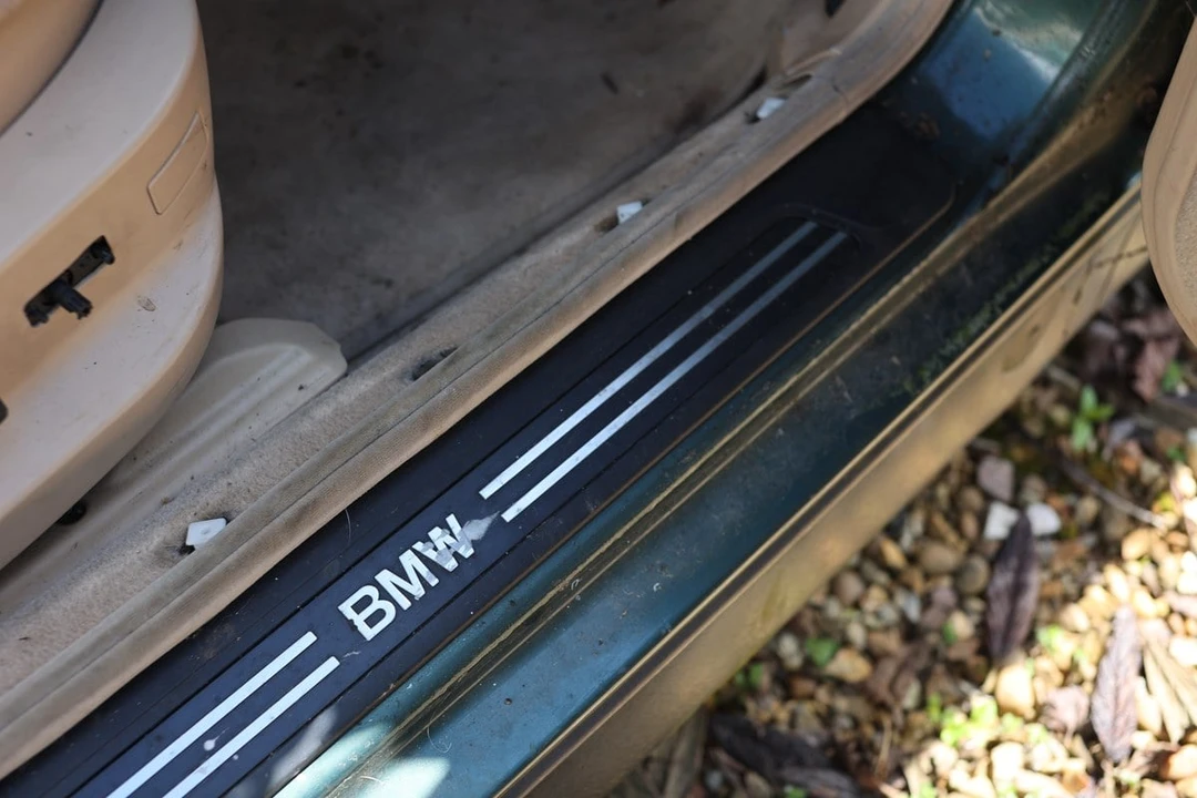1997 BMW E38 7 Series - Image 26 of 30