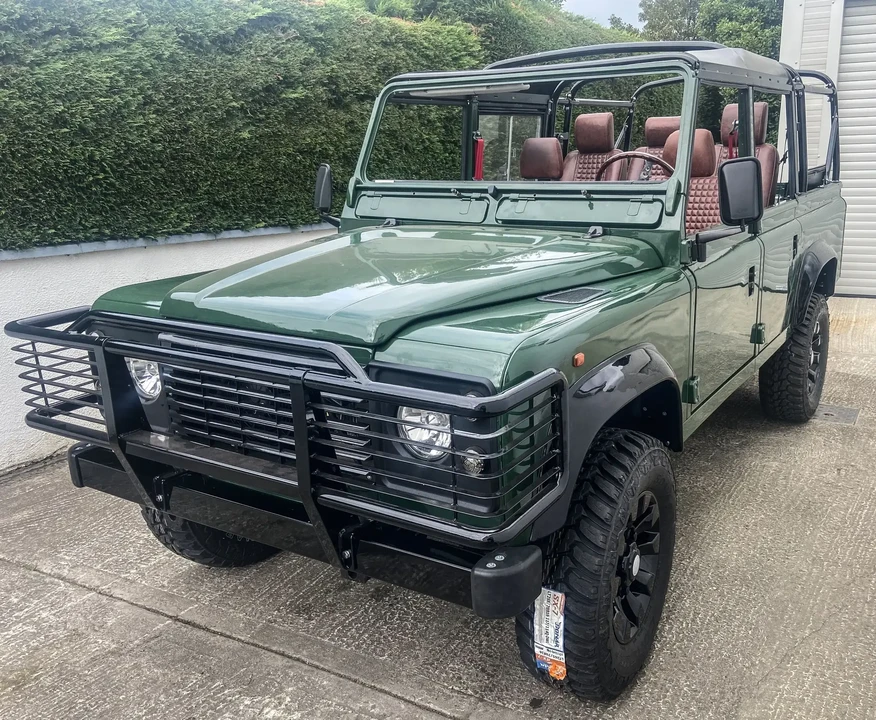 1997 Land Rover Defender 110 - Image 2 of 6