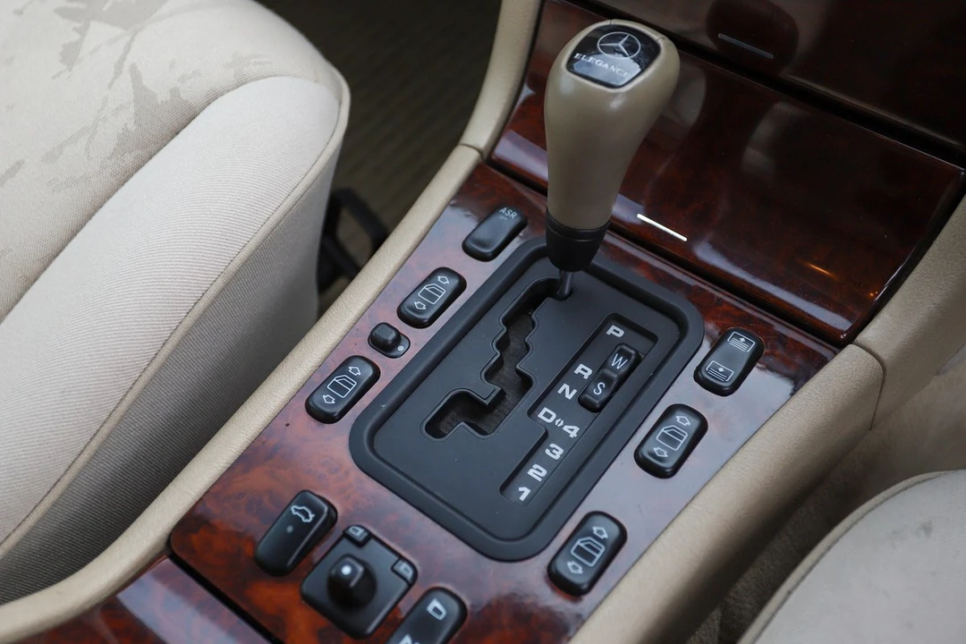 1998 Mercedes-Benz W210 E-Class - Image 27 of 30