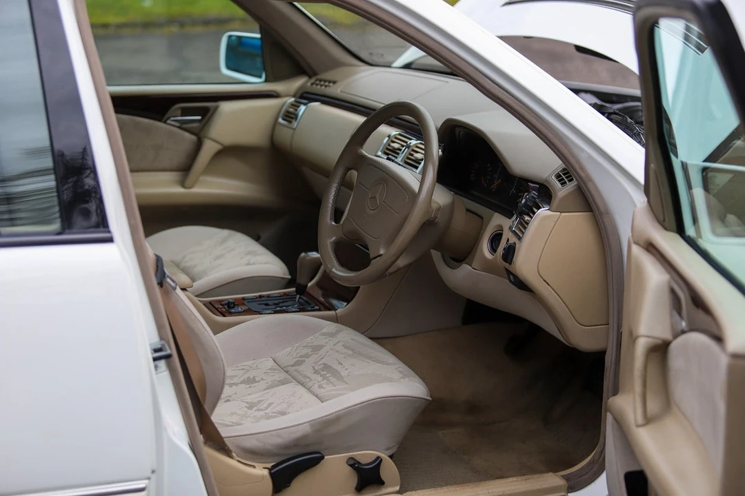 1998 Mercedes-Benz W210 E-Class - Image 15 of 30