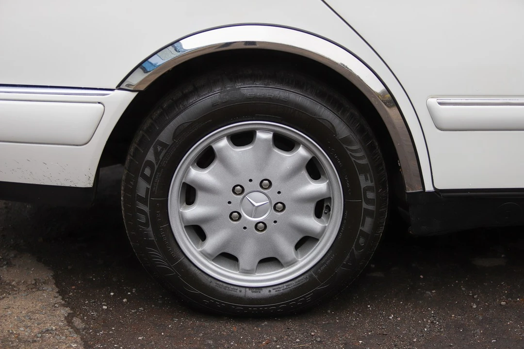 1998 Mercedes-Benz W210 E-Class - Image 14 of 30