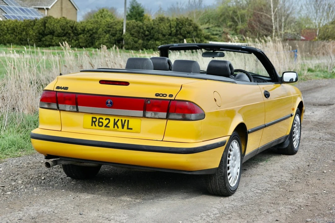 1998 Saab 900 2nd Gen - Image 19 of 30